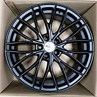 X trike X-130                               R18x7,5/5*108 ET36 D65.1  BKM