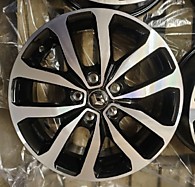 Renault Orig 403007977R Montis    R17x6,5/5*114,3  ET50 D66,1 Алмаз чёрный