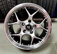 Stilauto SR400                    R16x7,5/5*114.3 ET35 D67,1 Серебро с воронением